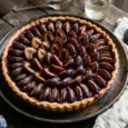 Tarte aux quetsches alsacienne aux prunes violettes caramélisées